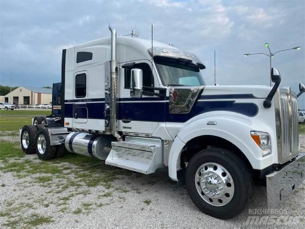 Kenworth W990 Trækkere