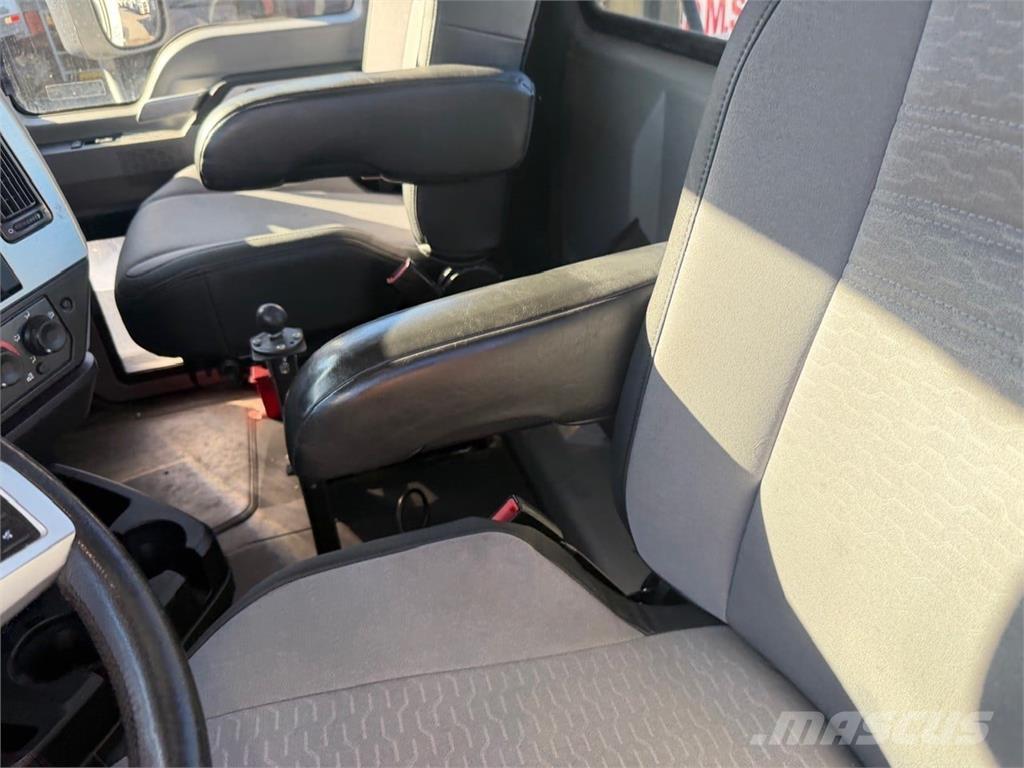 Mack AN64T Trækkere