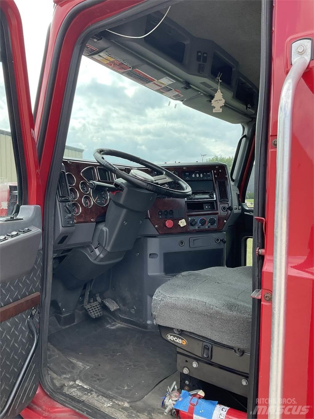 Mack CXU613 Andre lastbiler