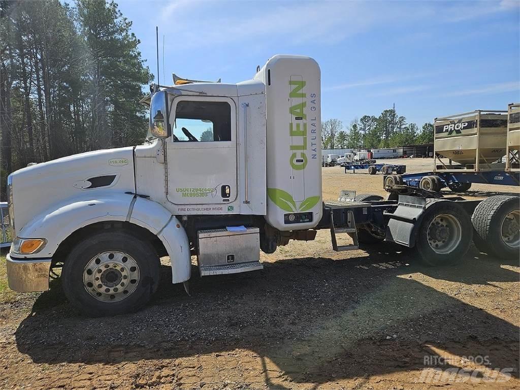 Peterbilt 384 Trækkere