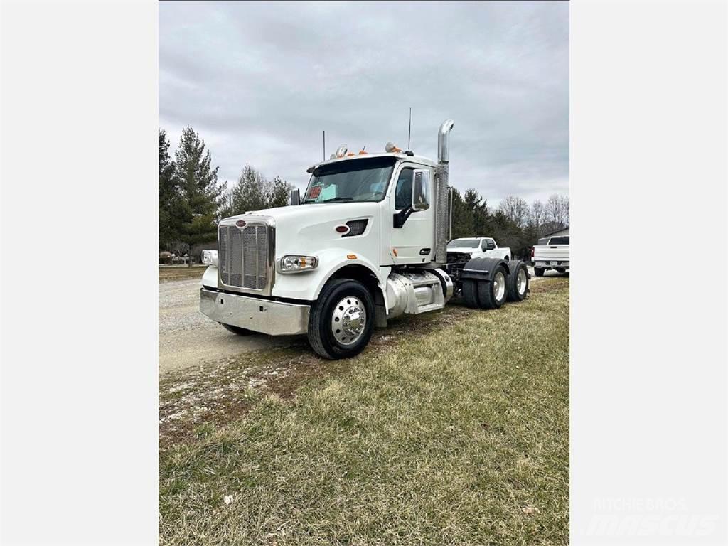 Peterbilt 567 Trækkere