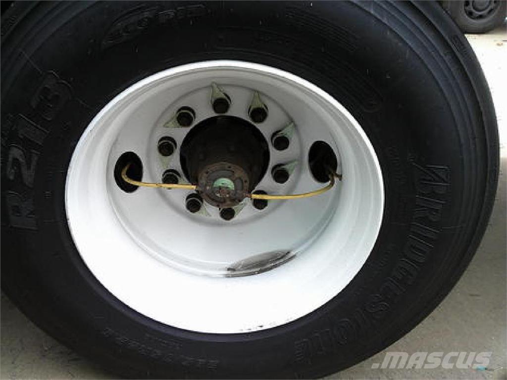 Utility VS2DX 48' Fast kasse