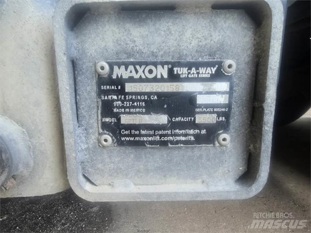 Utility VS2DX 48' Fast kasse