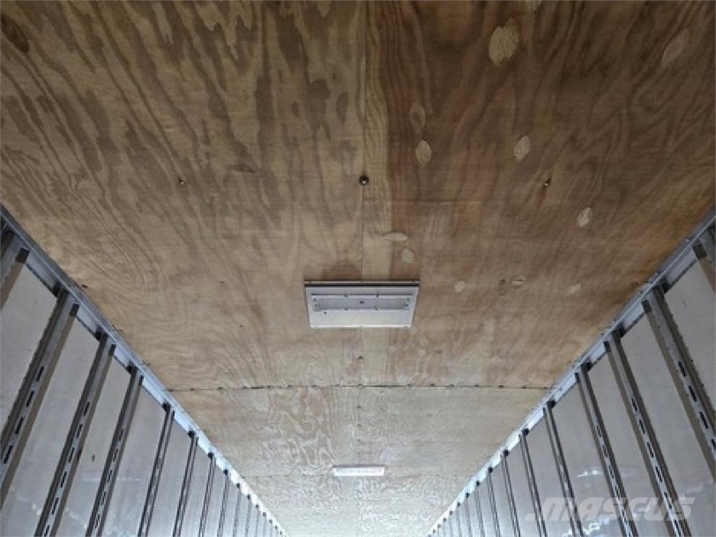 Utility VS2DX 48' Fast kasse