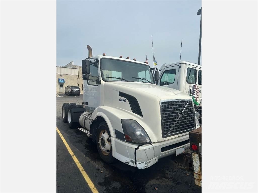 Volvo VNL300 Trækkere
