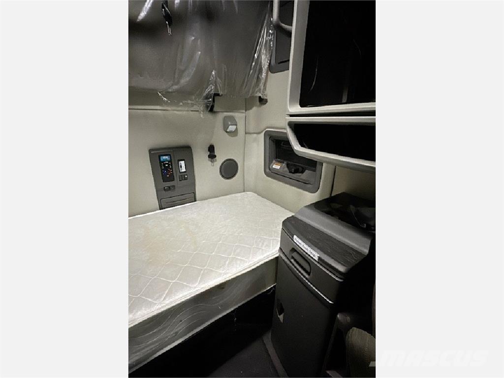 Volvo VNL64T760 Trækkere