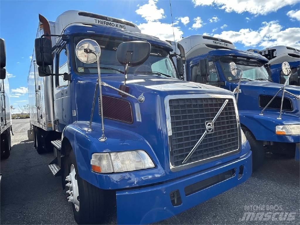 Volvo VNM64T200 Kølelastbiler