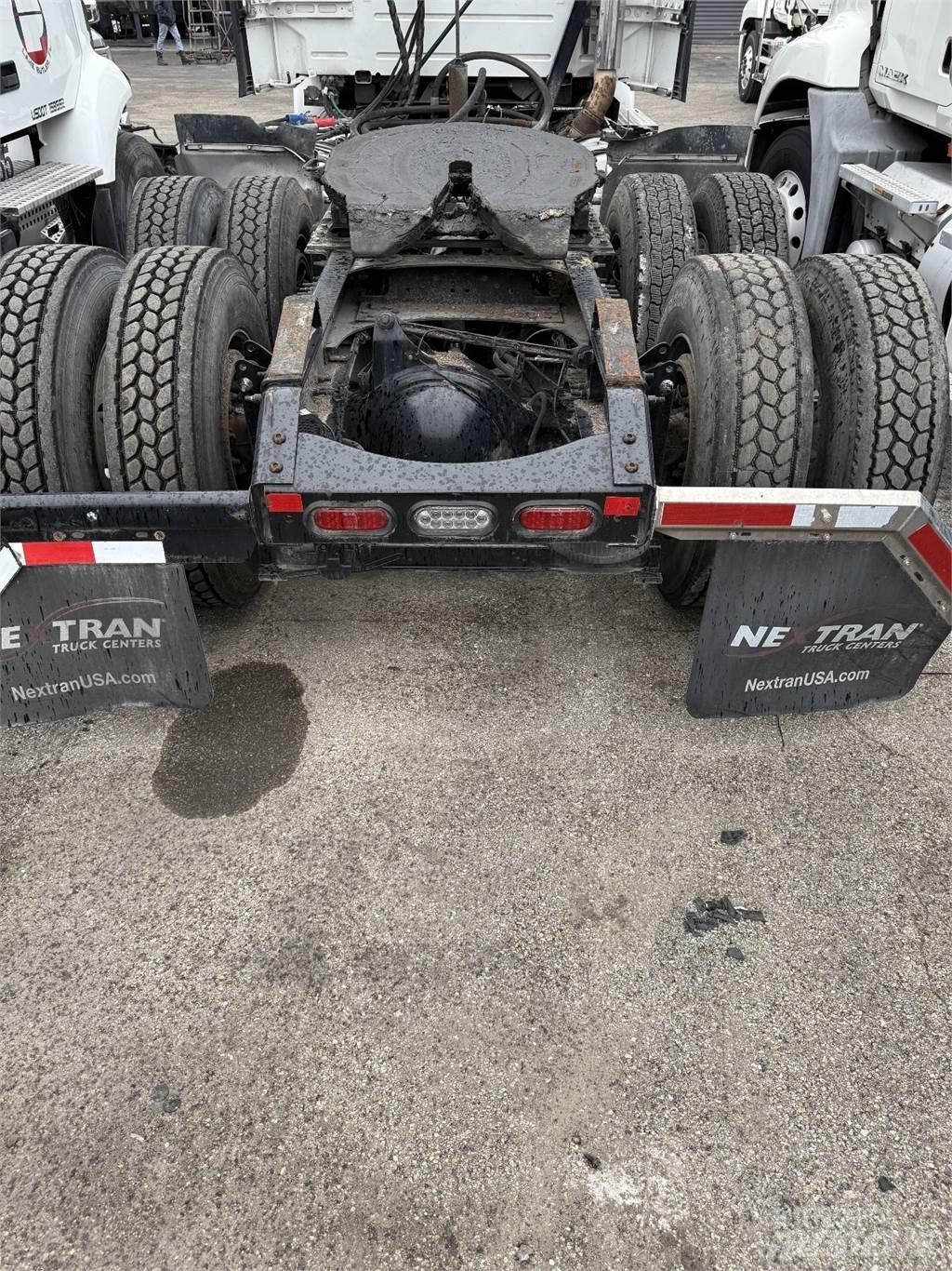 Volvo VNR64T300 Trækkere