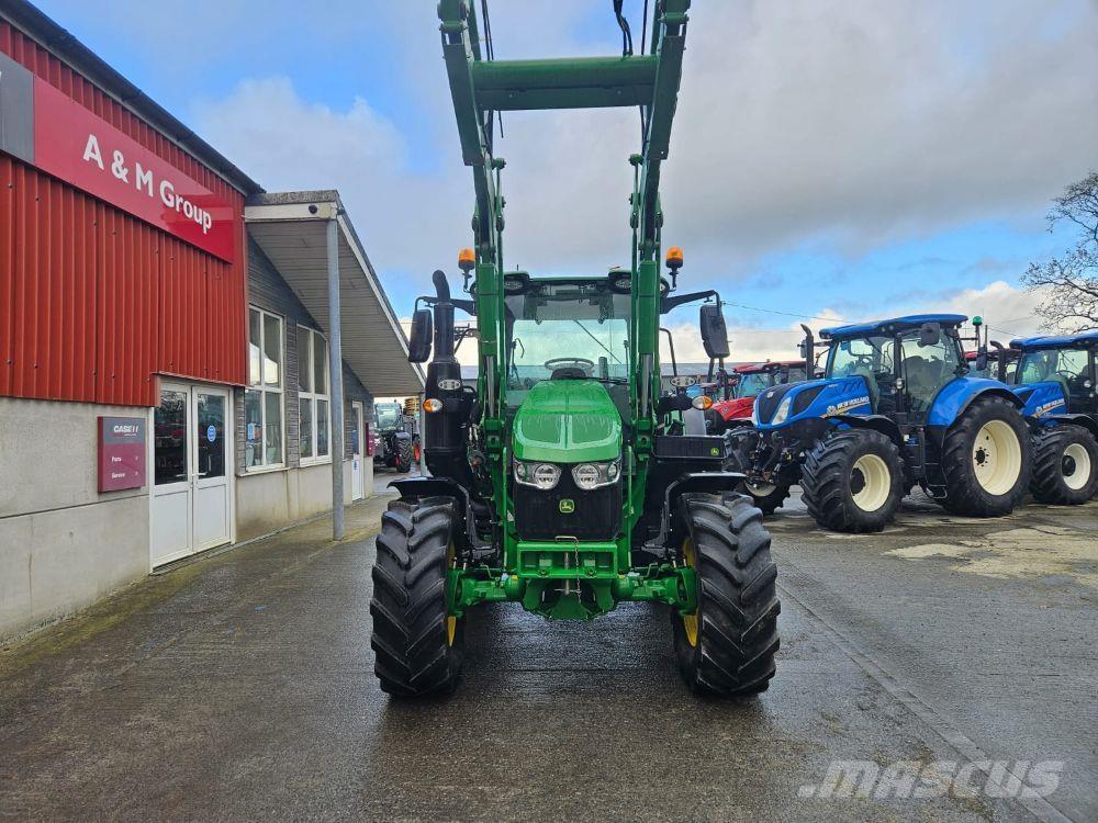 John Deere 6120M Traktorer