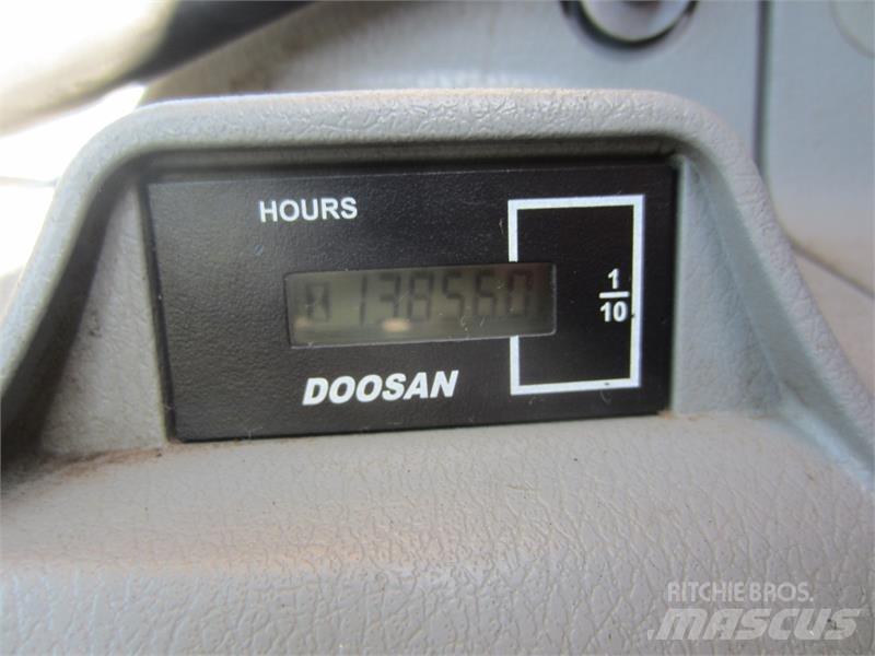 Doosan DX140W-3 Gravemaskiner på hjul