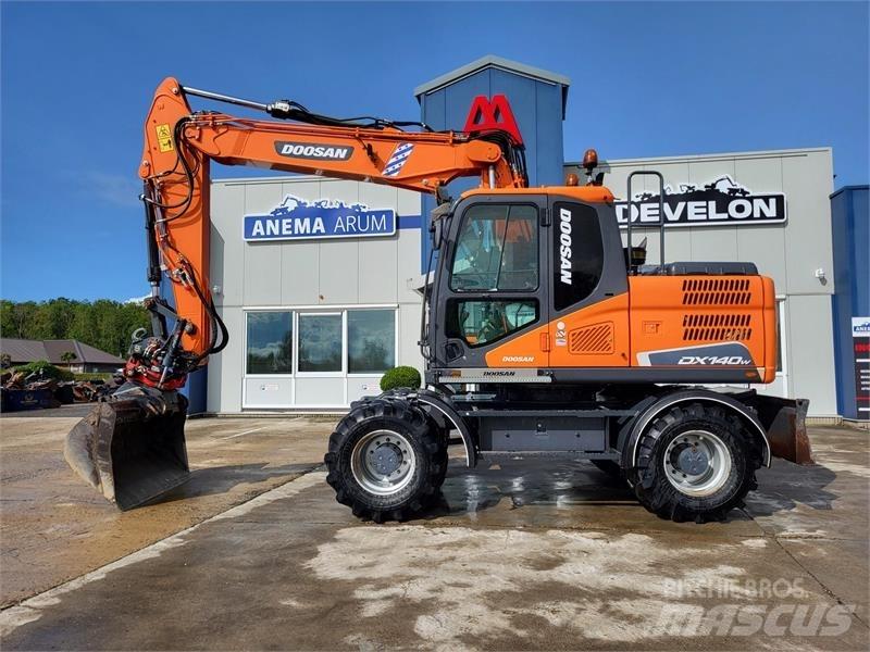 Doosan DX140W-5 Gravemaskiner på hjul
