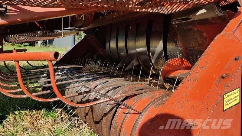 Hesston 4900 Pressere til firkantede baller