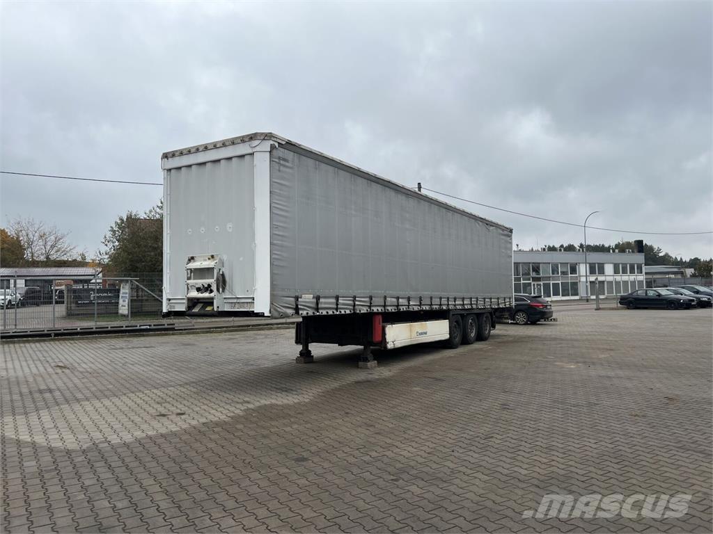 Krone  Semi-trailer med Gardinsider