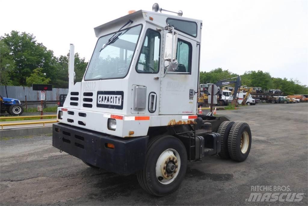 Capacity TJ5000 Terminaltraktorer