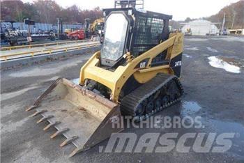 CAT 247B Minilæsser - skridstyret