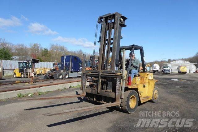 CAT V150 Gaffeltrucks - andre