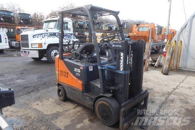 Doosan GC25P-5 Gaffeltrucks - andre