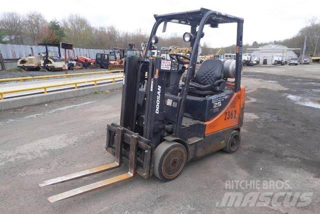 Doosan GC25P-5 Gaffeltrucks - andre