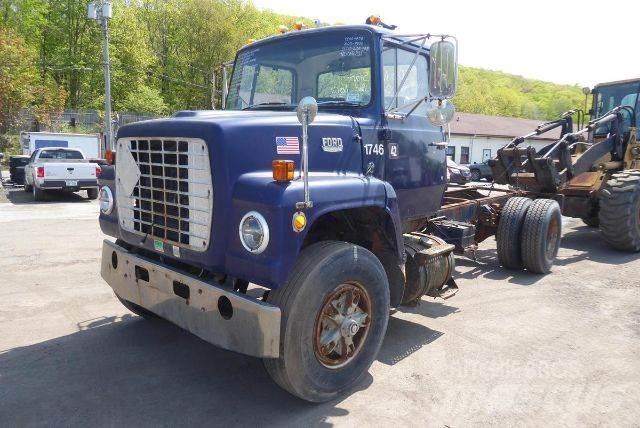 Ford 8000 Chassis