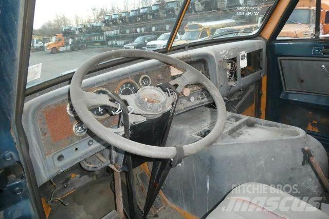 GMC TJ9C042 Chassis