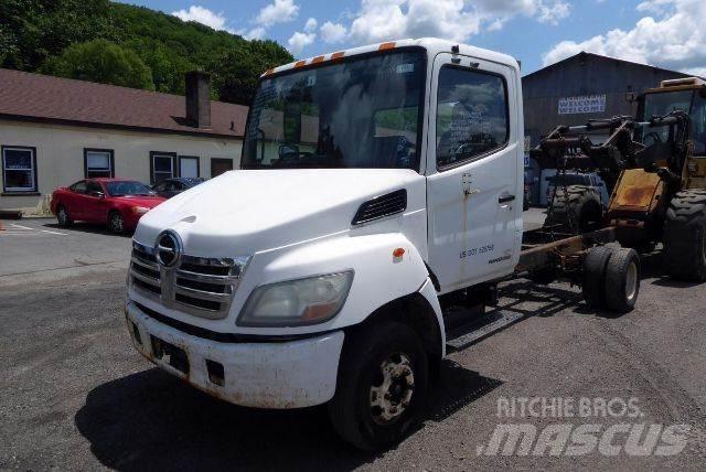 Hino 145 Chassis