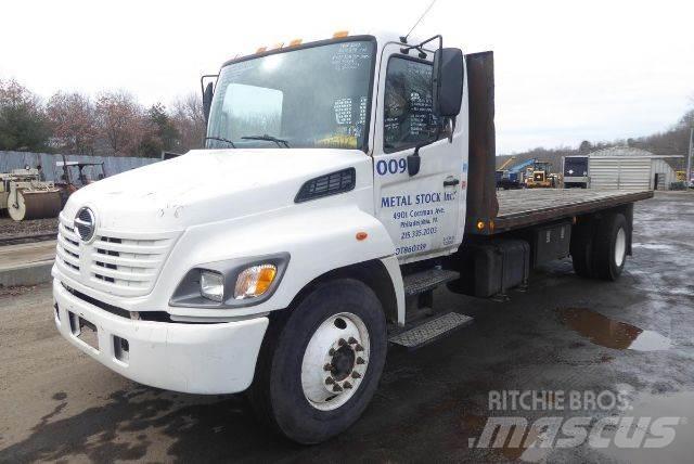 Hino 308 Lastbil med lad/Flatbed