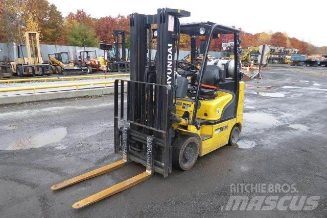 Hyundai 25LC-7A Gaffeltrucks - andre