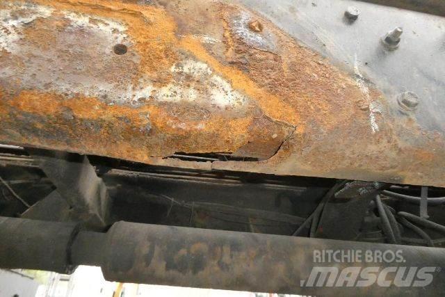 Mack RD688S Lastbiler med containerramme / veksellad
