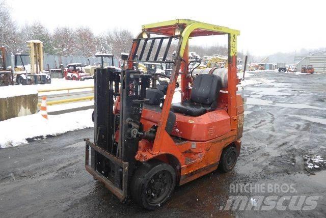 Toyota 7FGCU25 Gaffeltrucks - andre