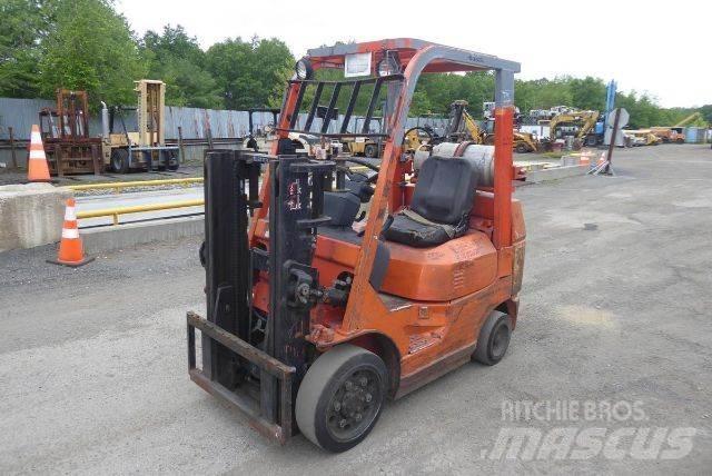Toyota 7FGCU25 Gaffeltrucks - andre