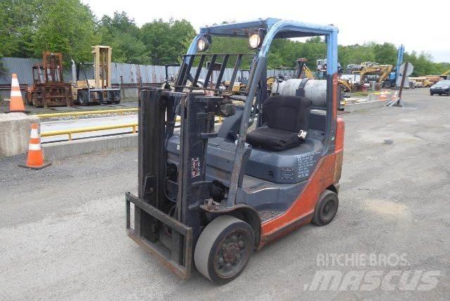 Toyota 8FGCU25 Gaffeltrucks - andre