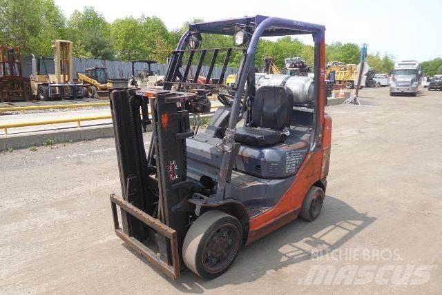 Toyota 8FGCU25 Gaffeltrucks - andre