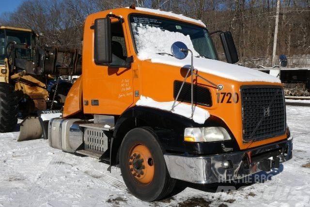 Volvo VNM42T Chassis