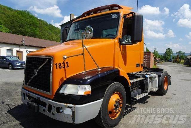 Volvo VNM42T Chassis