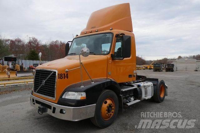 Volvo VNM42T Chassis