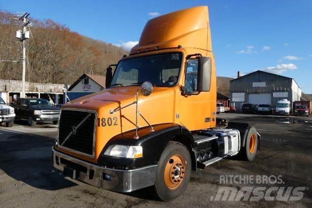 Volvo VNM42T Chassis