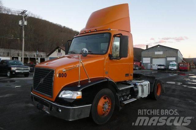 Volvo VNM42T Chassis