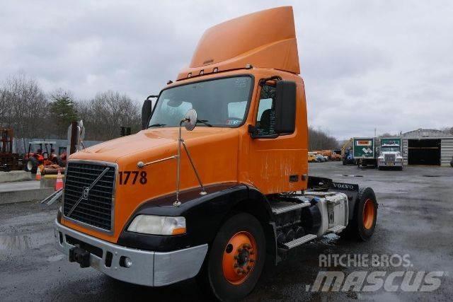 Volvo VNM42T Chassis