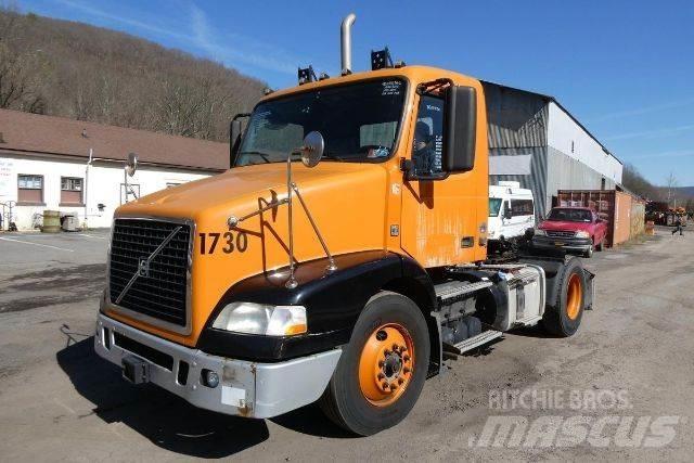 Volvo VNM42T Chassis