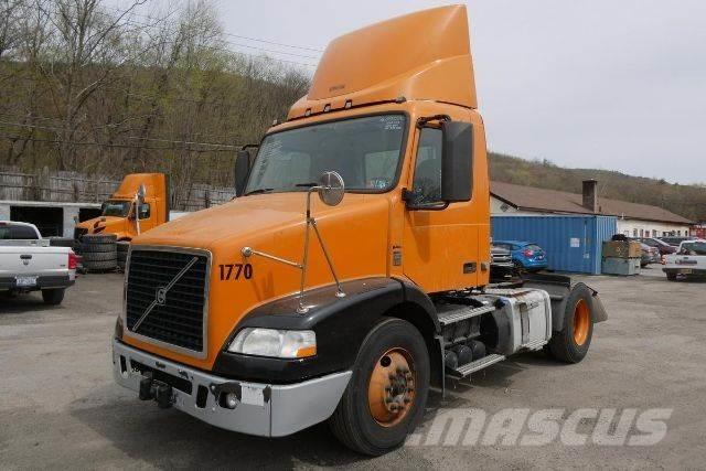 Volvo VNM42T Chassis