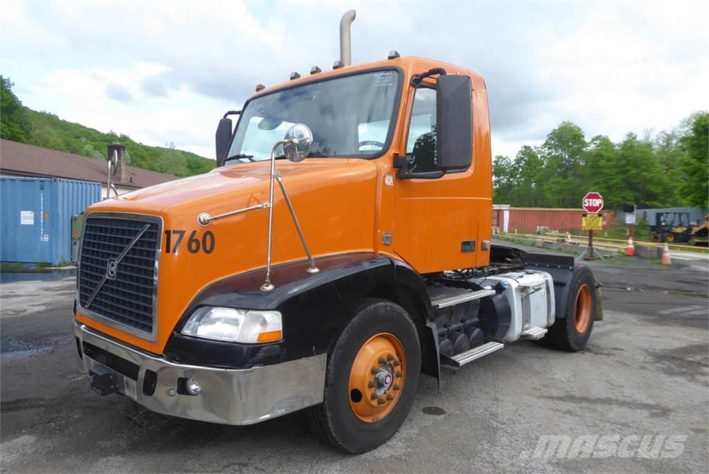 Volvo VNM42T Chassis