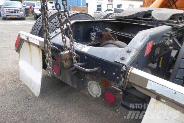 Volvo VNM64T Chassis
