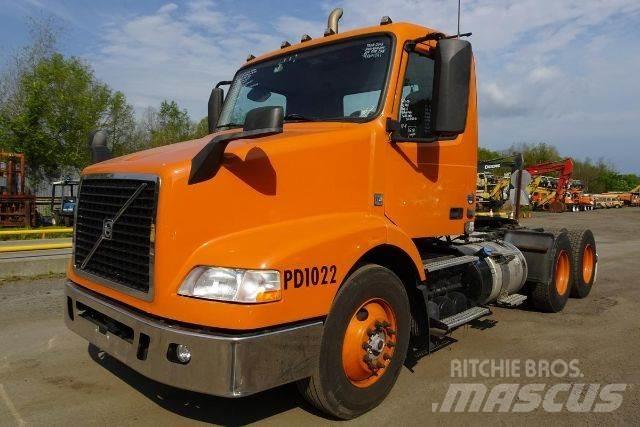 Volvo VNM64T Chassis