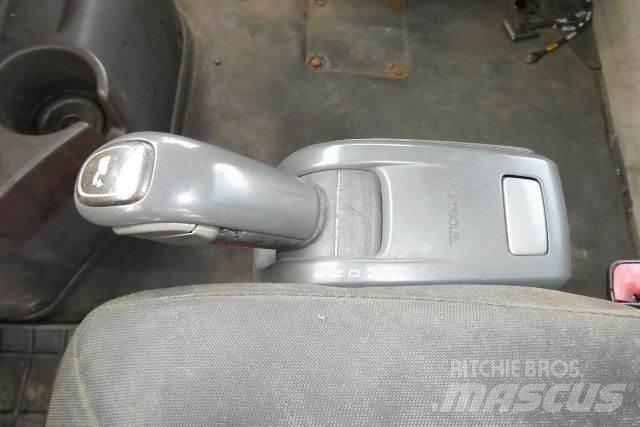 Volvo VNM64T Chassis