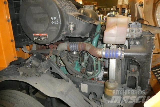 Volvo VNM64T Chassis