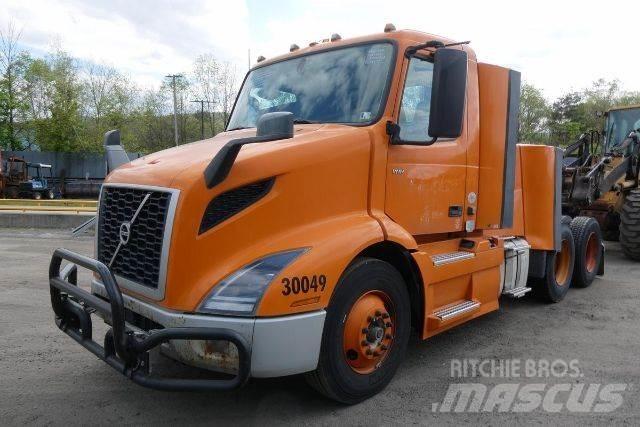 Volvo VNR64T300 Chassis