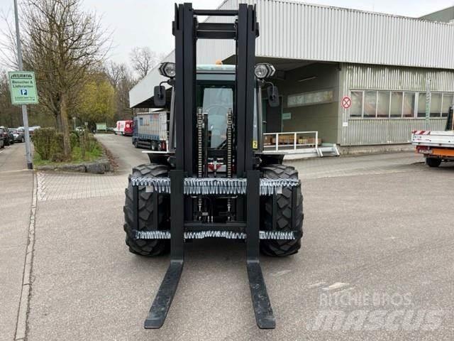 Ausa C501 Hx4 Trucks - Andet