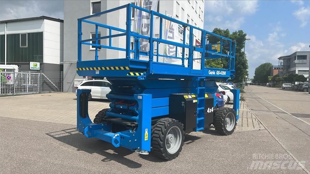 Genie GS-4390RT Saxlifte