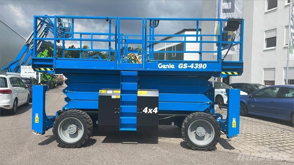 Genie GS-4390RT Saxlifte