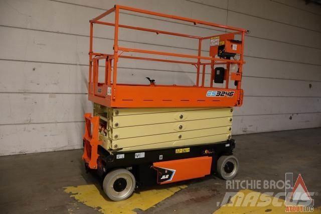 JLG 3246ES Bomlifte med knækarm